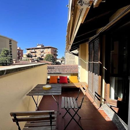 Grande Appartamento In Area Storica Di Bergamo Kültér fotó